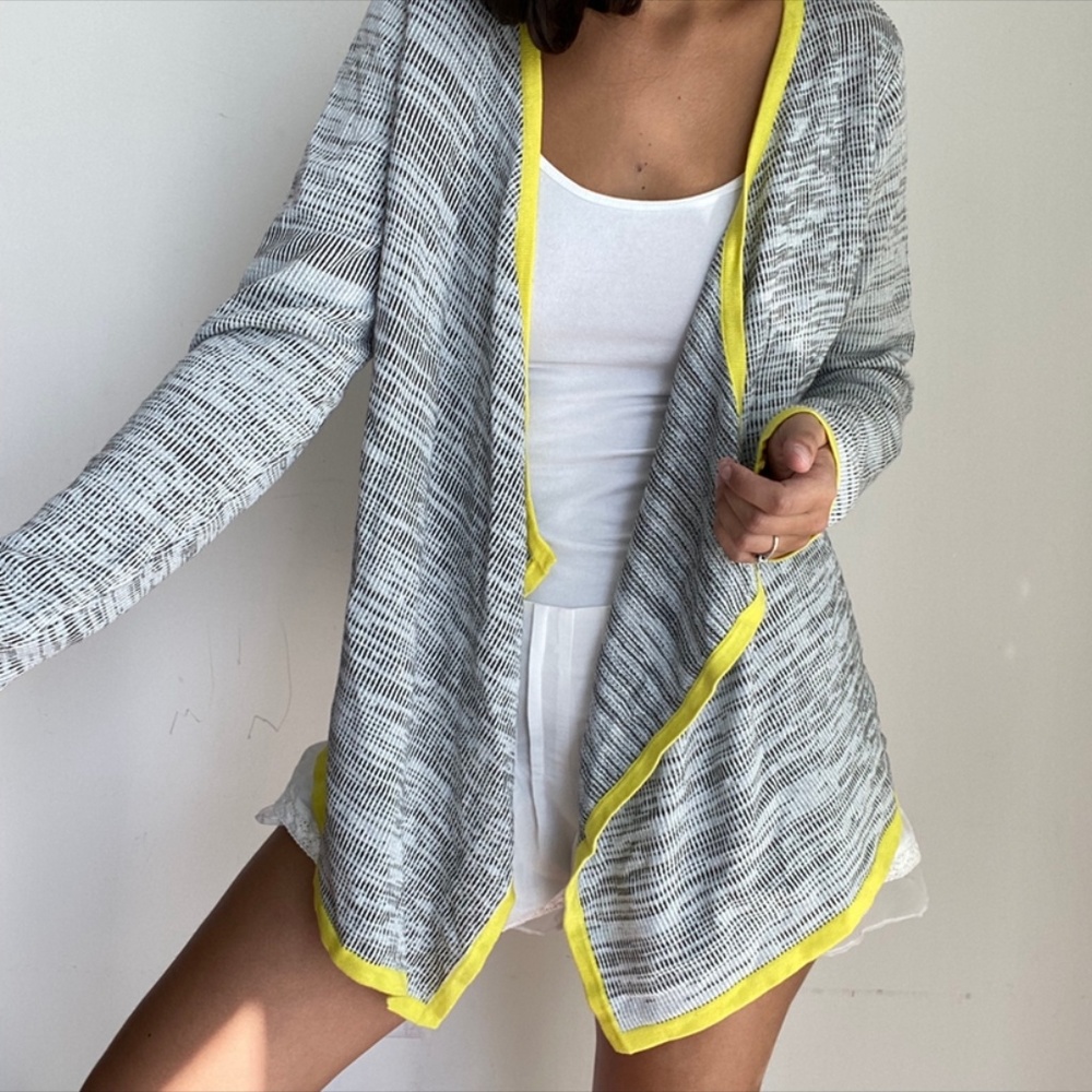 1 LEFT THML waterfall draped open front cardigan - Picture 4 of 7